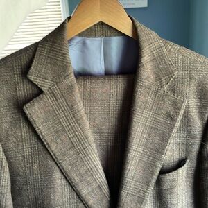 Brown Suitsupply Suit 44r